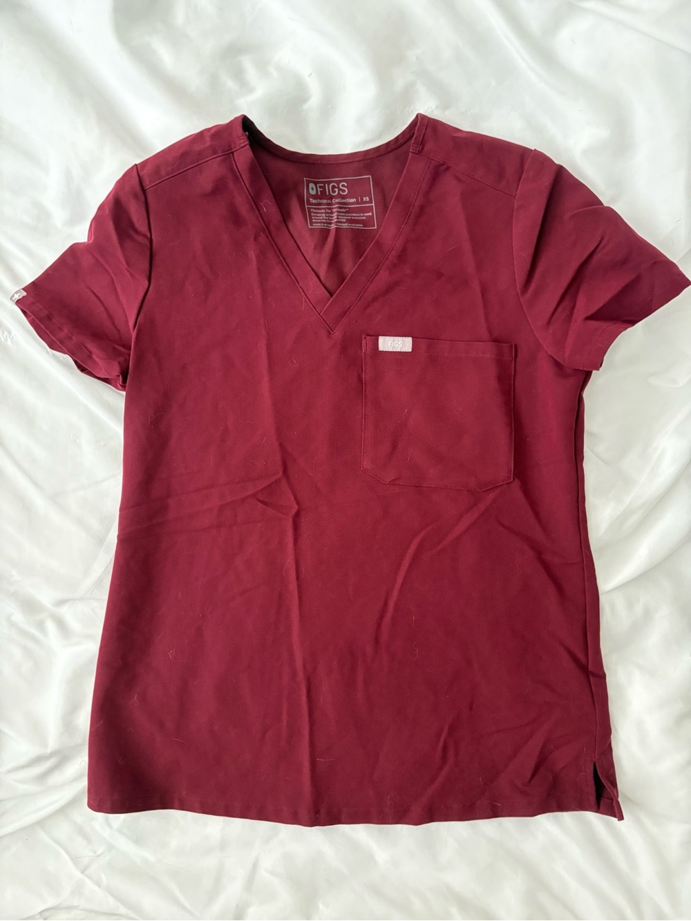 FIGS Burgundy Catarina One-Pocket Scrub Top XS Women’s